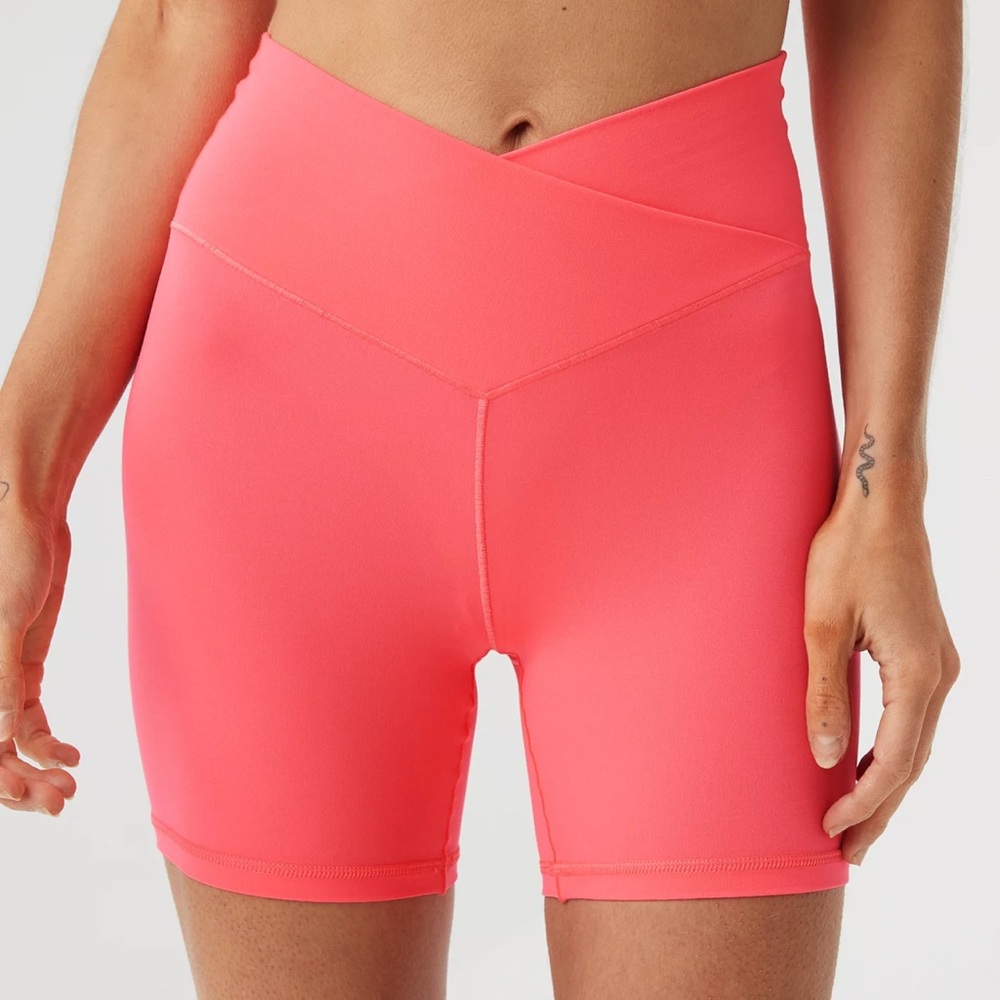OFFLINE By Aerie Real Me Crossover 5" Bike Short